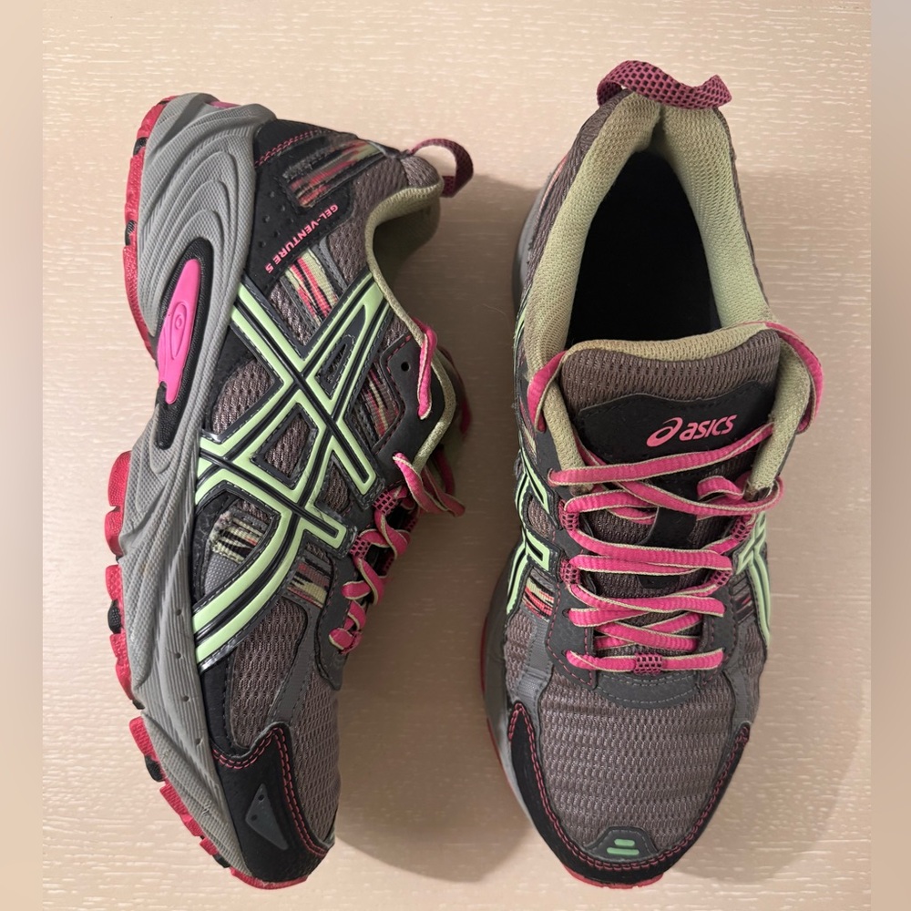 ASICS Women's Gel Venture 5 Running Shoes